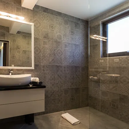 Bed & Breakfast Mirabilis Ii 4*