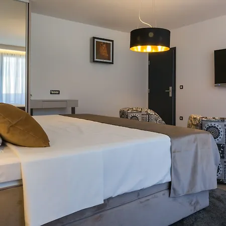 Bed & Breakfast Mirabilis Ii 4*