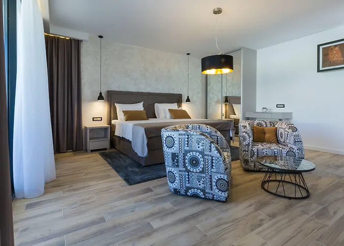 Mirabilis Ii krevet i doručak Zadar